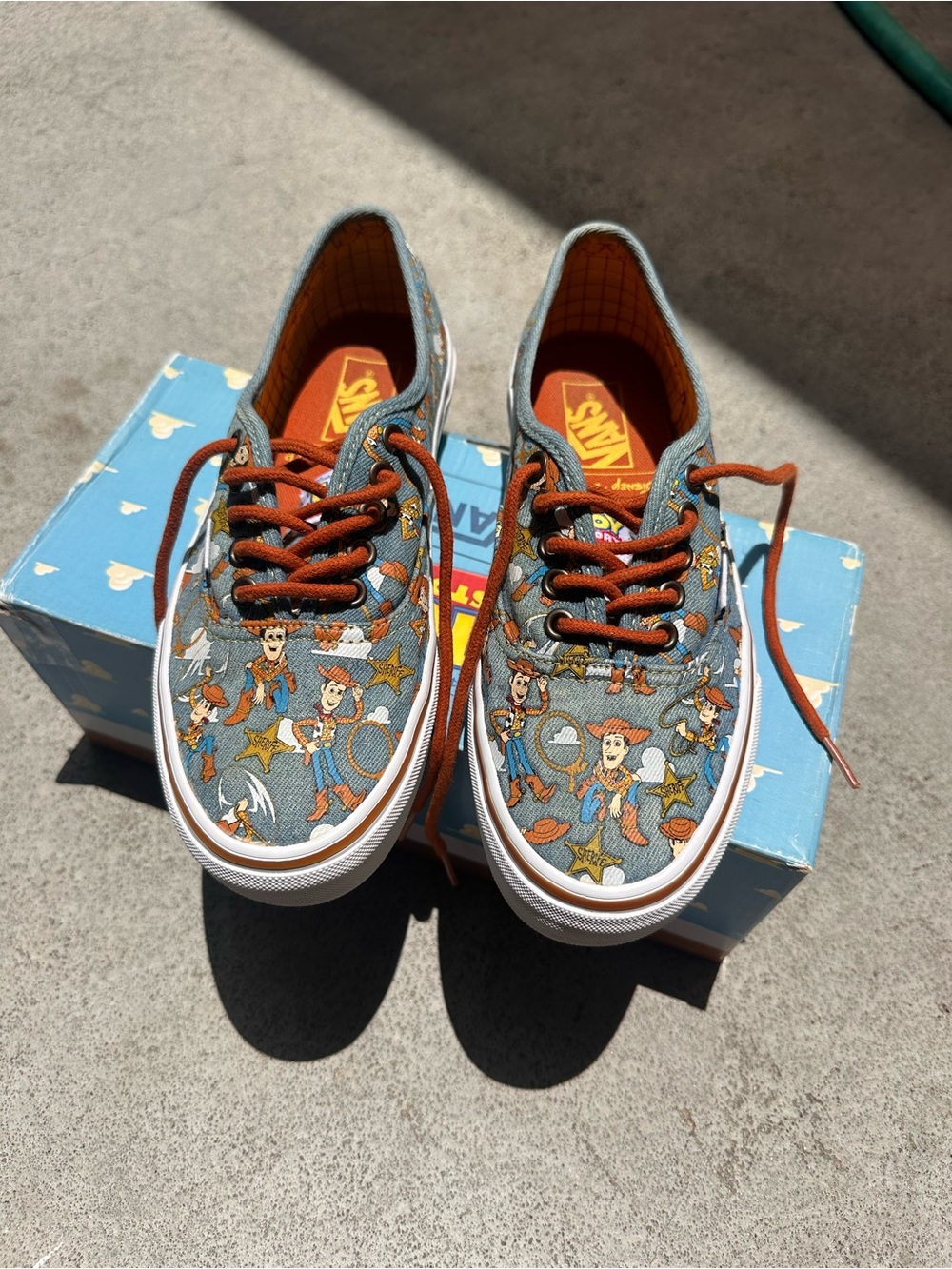 Vans Unisex Toy Story Woody sneakers